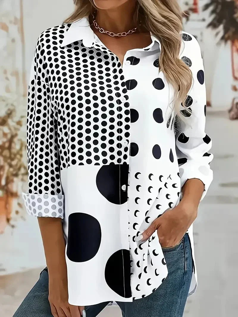 BEARWOLF | weiße Bluse mit Punkten und geometrischen Mustern