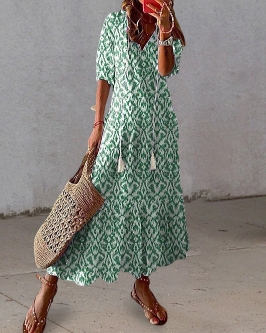 BEARWOLF - Maxikleid im Boho-Ikat-Print mit Quastenbändern | Lässiges Maxikleid im Bohemian-Stil mit V-Ausschnitt